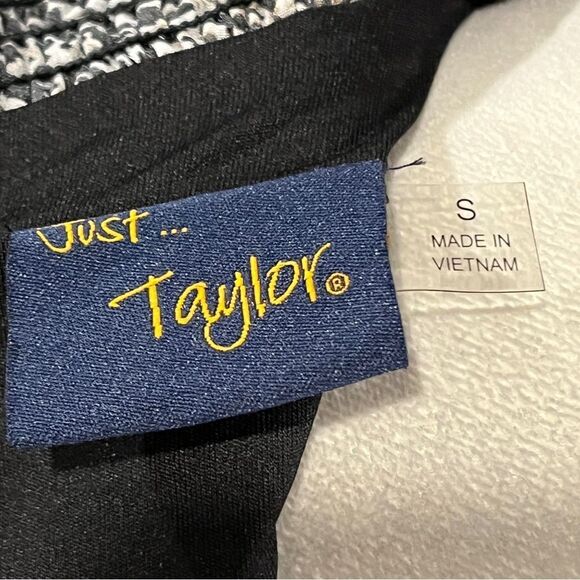 Just...Taylor turtle neck Long Sleeve loose fit Dress size small - Picture 12 of 15